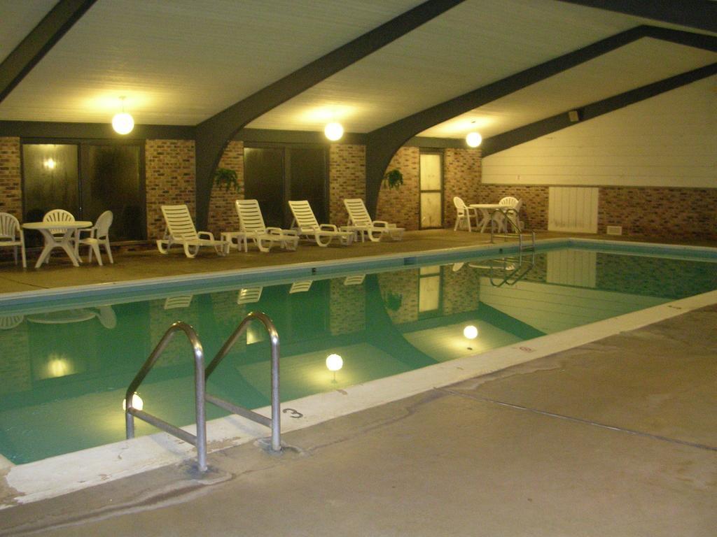 Amerivu Inn & Suites - St Croix Falls Saint Croix Falls Exterior photo